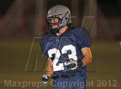 Thumbnail 3 in Flintridge Prep vs. Chadwick photogallery.