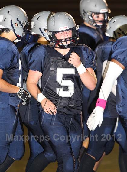 Thumbnail 2 in Flintridge Prep vs. Chadwick photogallery.