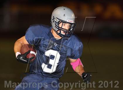 Thumbnail 3 in Flintridge Prep vs. Chadwick photogallery.