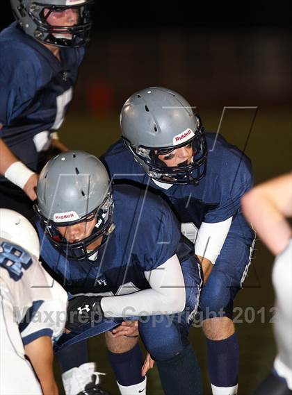 Thumbnail 3 in Flintridge Prep vs. Chadwick photogallery.