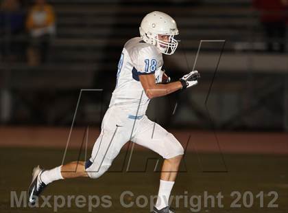 Thumbnail 3 in Flintridge Prep vs. Chadwick photogallery.
