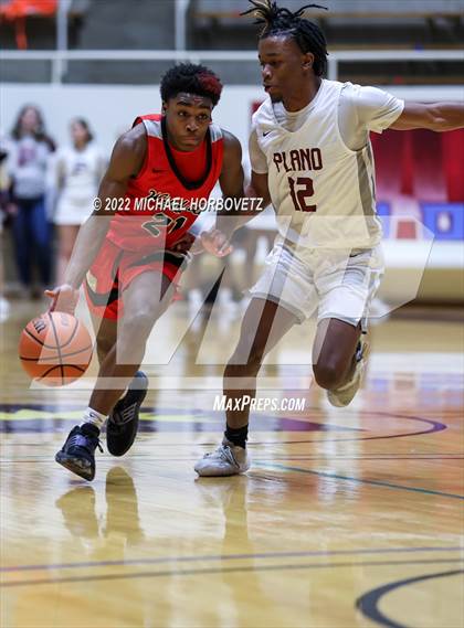 Thumbnail 3 in Lake Highlands @ Plano (UIL 6A Area Playoff) photogallery.