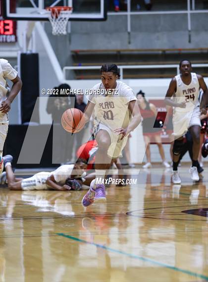 Thumbnail 1 in Lake Highlands @ Plano (UIL 6A Area Playoff) photogallery.
