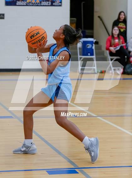 Thumbnail 1 in Cambridge vs. Rio Rico (Panther Hoops Classic) photogallery.