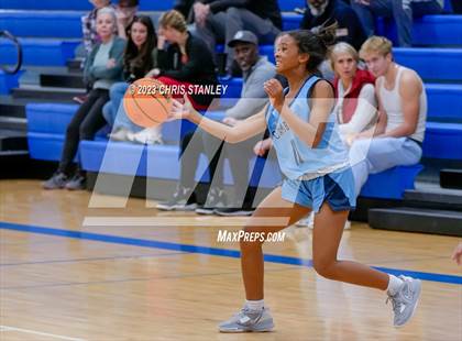 Thumbnail 3 in Cambridge vs. Rio Rico (Panther Hoops Classic) photogallery.