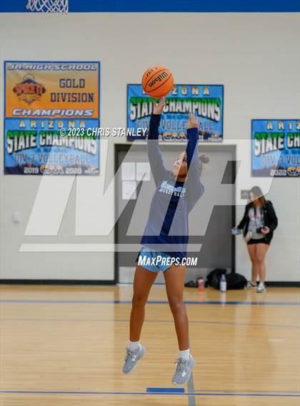 Thumbnail 2 in Cambridge vs. Rio Rico (Panther Hoops Classic) photogallery.