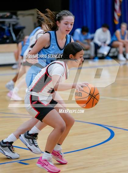 Thumbnail 3 in Cambridge vs. Rio Rico (Panther Hoops Classic) photogallery.