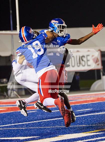 Thumbnail 2 in Archbishop Riordan @ Folsom (CIF NorCal Regional Division 1-AA Final) photogallery.