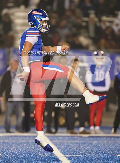 Thumbnail 2 in Archbishop Riordan @ Folsom (CIF NorCal Regional Division 1-AA Final) photogallery.