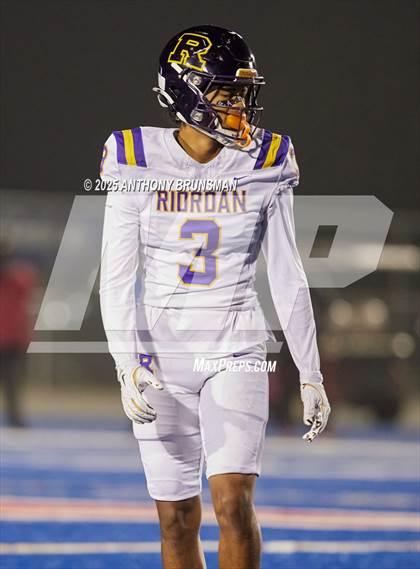 Thumbnail 2 in Archbishop Riordan @ Folsom (CIF NorCal Regional Division 1-AA Final) photogallery.