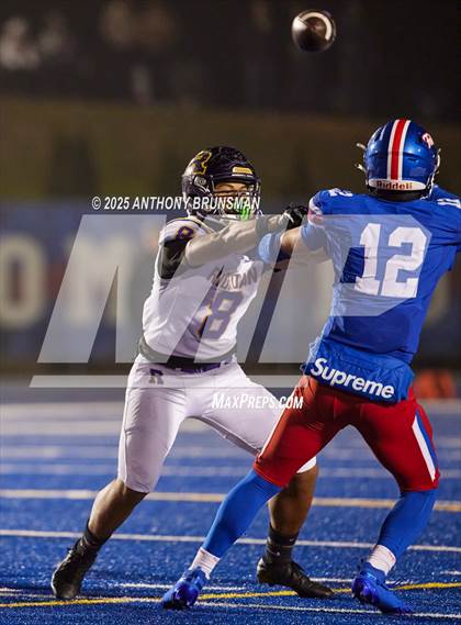 Thumbnail 3 in Archbishop Riordan @ Folsom (CIF NorCal Regional Division 1-AA Final) photogallery.
