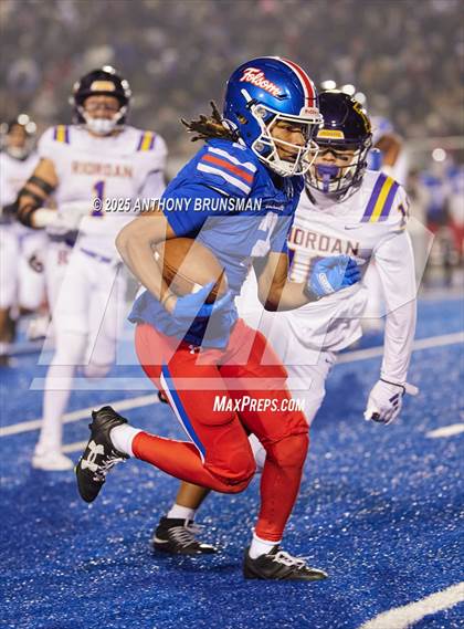 Thumbnail 3 in Archbishop Riordan @ Folsom (CIF NorCal Regional Division 1-AA Final) photogallery.
