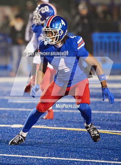 Thumbnail 2 in Archbishop Riordan @ Folsom (CIF NorCal Regional Division 1-AA Final) photogallery.