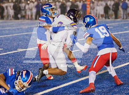 Thumbnail 2 in Archbishop Riordan @ Folsom (CIF NorCal Regional Division 1-AA Final) photogallery.