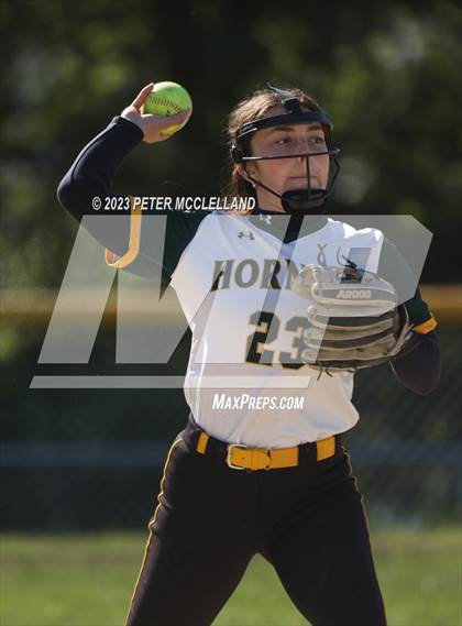 Thumbnail 3 in North Reading @ Pentucket Regional photogallery.