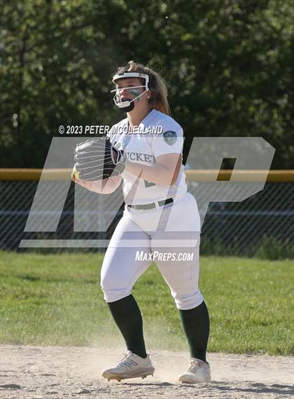 Thumbnail 1 in North Reading @ Pentucket Regional photogallery.