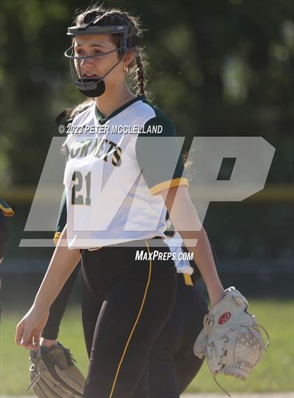 Thumbnail 2 in North Reading @ Pentucket Regional photogallery.