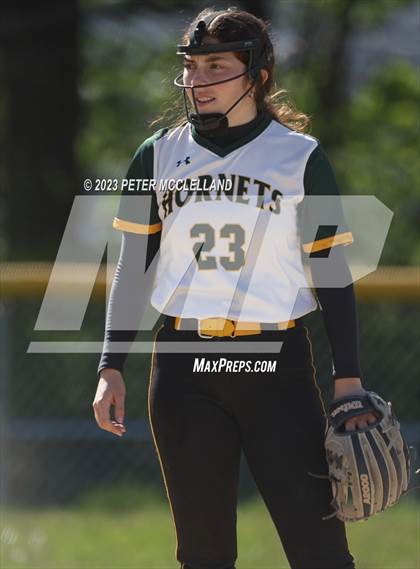 Thumbnail 1 in North Reading @ Pentucket Regional photogallery.