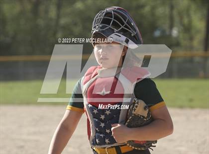 Thumbnail 3 in North Reading @ Pentucket Regional photogallery.