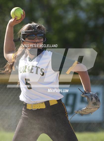 Thumbnail 3 in North Reading @ Pentucket Regional photogallery.