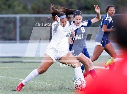 Thumbnail 3 in El Camino Real vs. Palisades (CIF LACS D1 Final) photogallery.