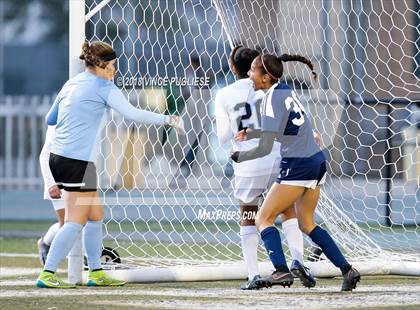 Thumbnail 3 in El Camino Real vs. Palisades (CIF LACS D1 Final) photogallery.