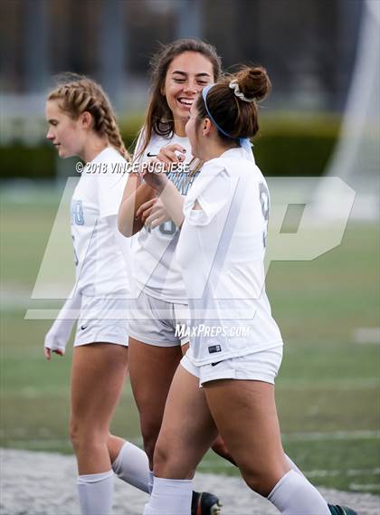 Thumbnail 2 in El Camino Real vs. Palisades (CIF LACS D1 Final) photogallery.