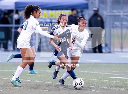 Thumbnail 3 in El Camino Real vs. Palisades (CIF LACS D1 Final) photogallery.