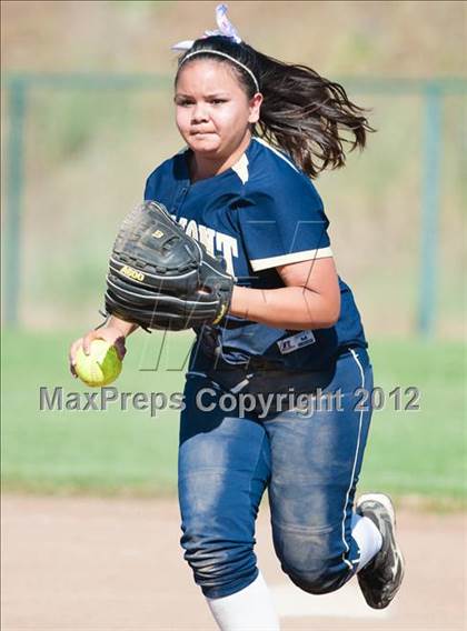 Thumbnail 3 in Elk Grove @ Rosemont photogallery.