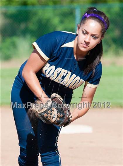 Thumbnail 3 in Elk Grove @ Rosemont photogallery.