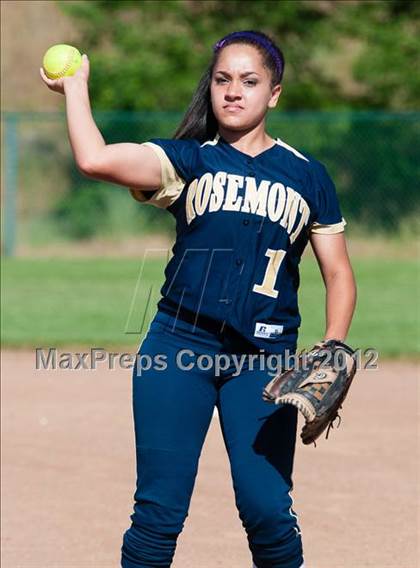 Thumbnail 1 in Elk Grove @ Rosemont photogallery.
