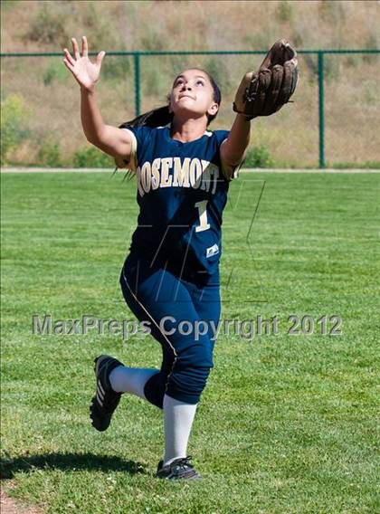 Thumbnail 2 in Elk Grove @ Rosemont photogallery.