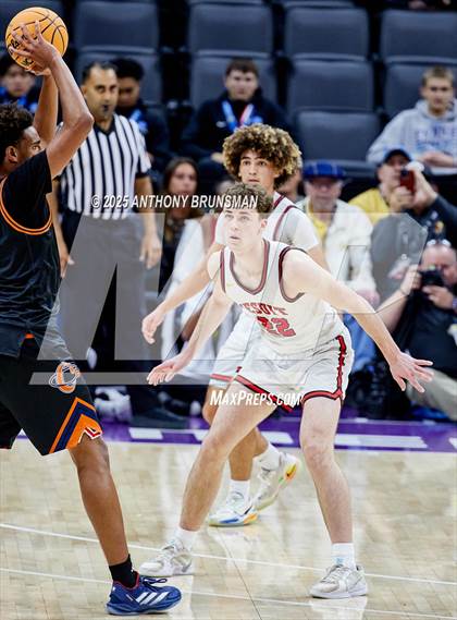 Thumbnail 3 in Chatsworth vs. Jesuit (CIF State D2 Final) photogallery.