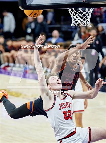 Thumbnail 3 in Chatsworth vs. Jesuit (CIF State D2 Final) photogallery.