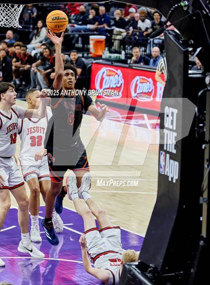 Thumbnail 2 in Chatsworth vs. Jesuit (CIF State D2 Final) photogallery.