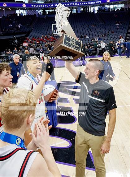 Thumbnail 3 in Chatsworth vs. Jesuit (CIF State D2 Final) photogallery.