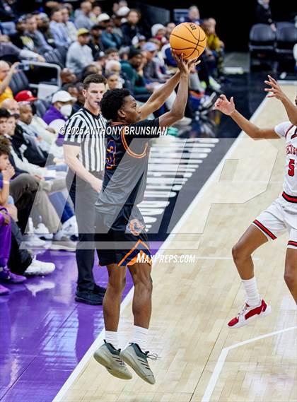 Thumbnail 2 in Chatsworth vs. Jesuit (CIF State D2 Final) photogallery.