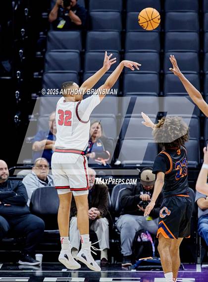 Thumbnail 2 in Chatsworth vs. Jesuit (CIF State D2 Final) photogallery.