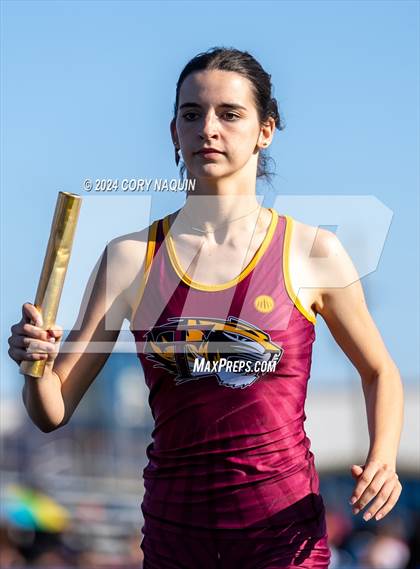 Thumbnail 2 in Terrier Relays photogallery.