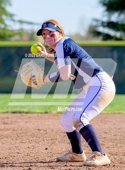 Thumbnail 3 in Pleasant Grove @ Whitney photogallery.