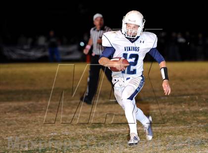 Thumbnail 2 in Pleasant Valley vs. Chico (Almond Bowl) photogallery.