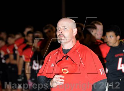 Thumbnail 3 in Pleasant Valley vs. Chico (Almond Bowl) photogallery.