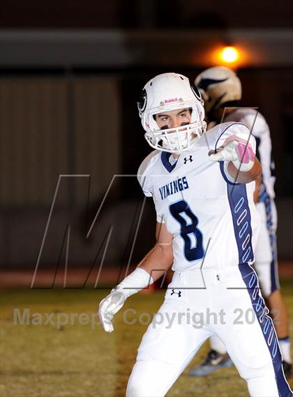 Thumbnail 3 in Pleasant Valley vs. Chico (Almond Bowl) photogallery.