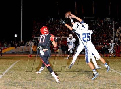 Thumbnail 3 in Pleasant Valley vs. Chico (Almond Bowl) photogallery.