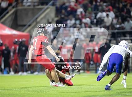 Thumbnail 1 in IMG Academy @ Central (MaxPreps Game of the Week) photogallery.