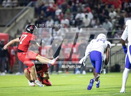 Thumbnail 2 in IMG Academy @ Central (MaxPreps Game of the Week) photogallery.