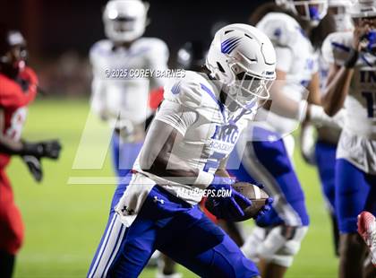 Thumbnail 2 in IMG Academy @ Central (MaxPreps Game of the Week) photogallery.