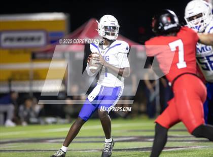 Thumbnail 2 in IMG Academy @ Central (MaxPreps Game of the Week) photogallery.