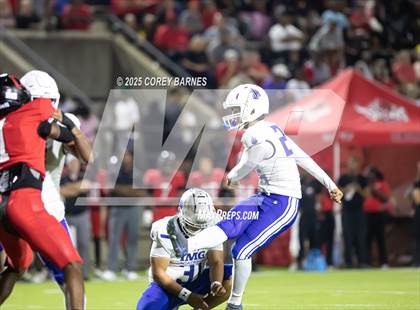 Thumbnail 3 in IMG Academy @ Central (MaxPreps Game of the Week) photogallery.