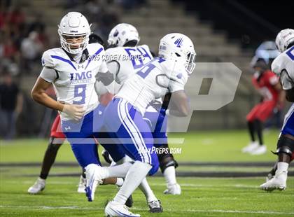 Thumbnail 2 in IMG Academy @ Central (MaxPreps Game of the Week) photogallery.